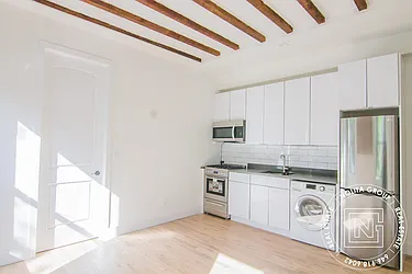 Rented by Nolita Group