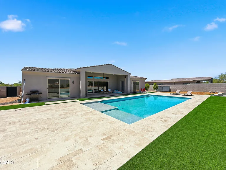 6896 E Lomas Verdes Dr — Photo 48