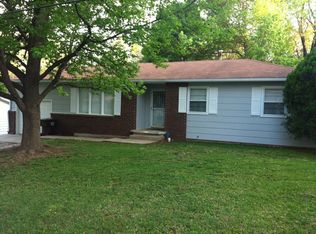 2652 E Sequiota St, Springfield, MO 65804