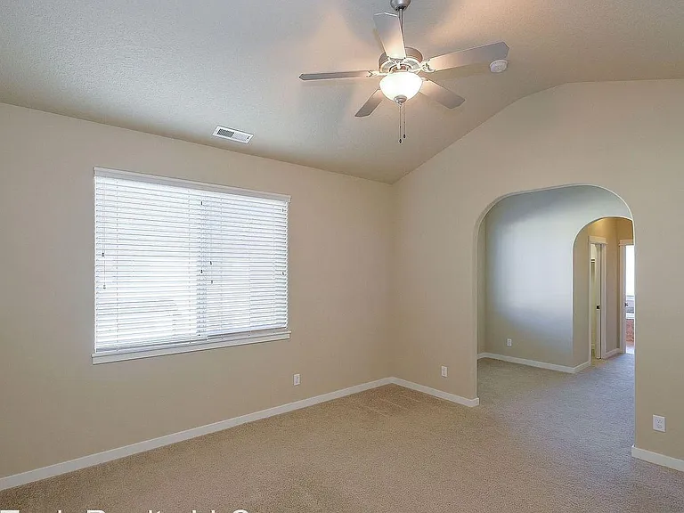 6387 NE Meadowgate Ct — Photo 13