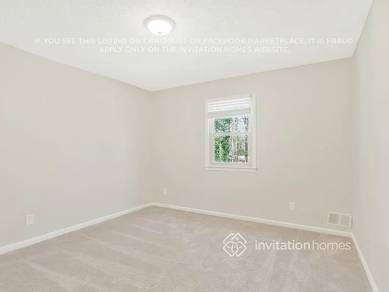 6043 Wandering Way — Photo 14