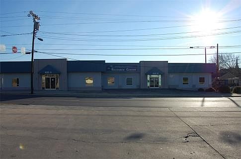 1st image of 800 N Mangum St