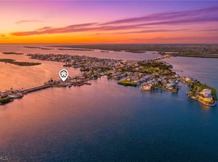 4767 Pine Island Rd NW, Matlacha, FL 33993