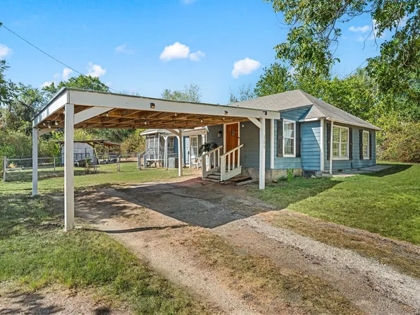 309 E 1st St, Keene, TX 76059