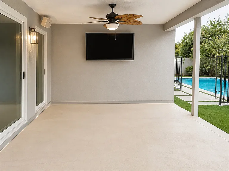 5920 Wilkinson Ave — Photo 37