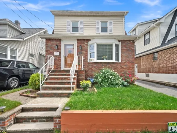 247 E 6Th St, Clifton City, NJ 07011