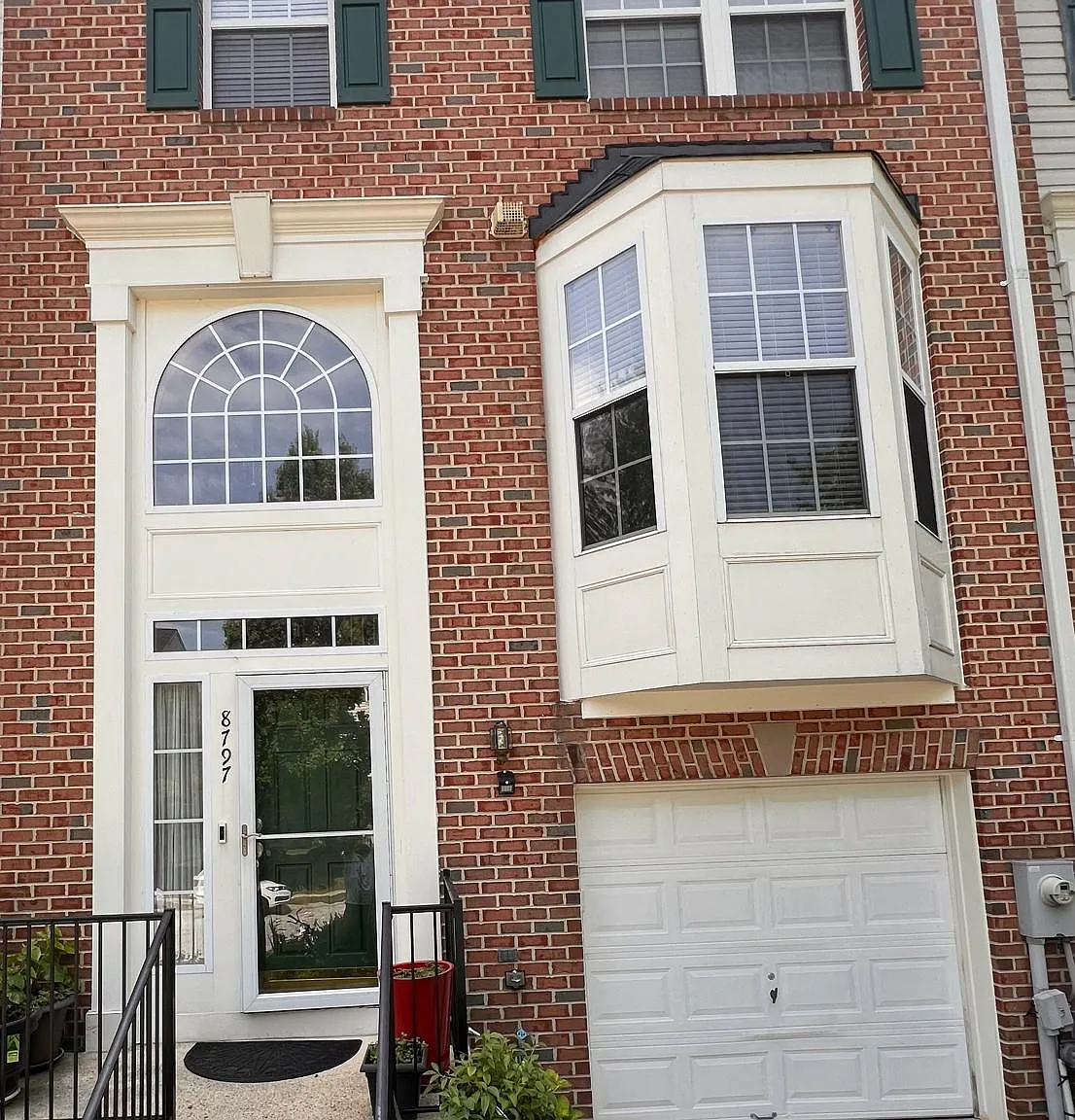 8797 Stonehouse Dr — Photo 1