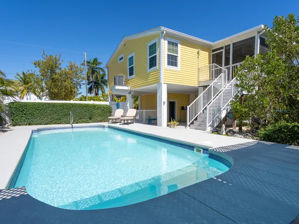 27414 Guadaloupe Ln, Ramrod Key, FL 33042