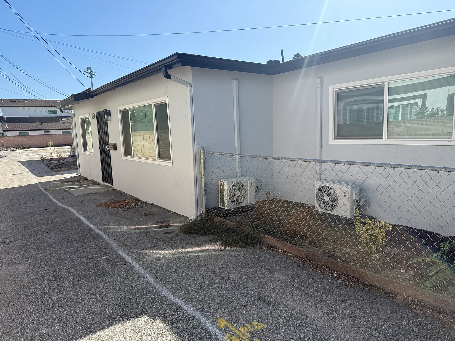 2 bed, 1400 sqft, $3,200 — Photo 3