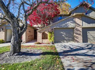 1946 White Birch Ct, Rochester, MI 48309