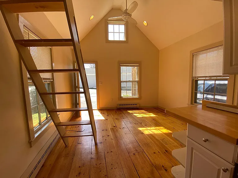 5 Poplar St — Photo 4