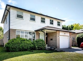 32 Misthollow Sq, Toronto, ON M1E4P4