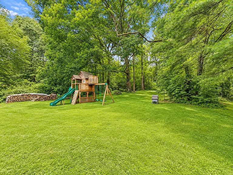 301 Gum Tree Rd — Photo 21