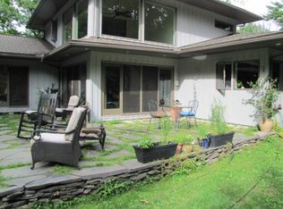 48 Skea Rd, West Hurley, NY 12491