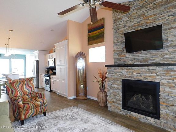4th image of 3568 Beal Ln
