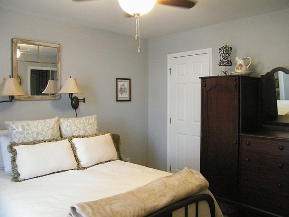 5th image of 6805 Pemmbrooke Shire Ln