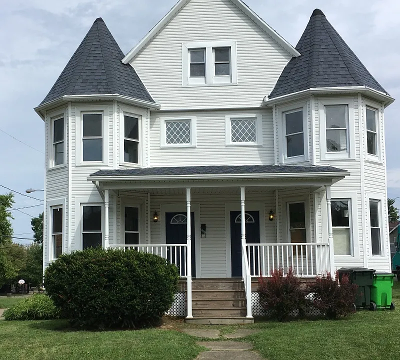 604 S Seneca Ave