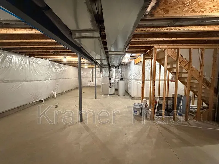 7889 Arimoore Dr — Photo 30