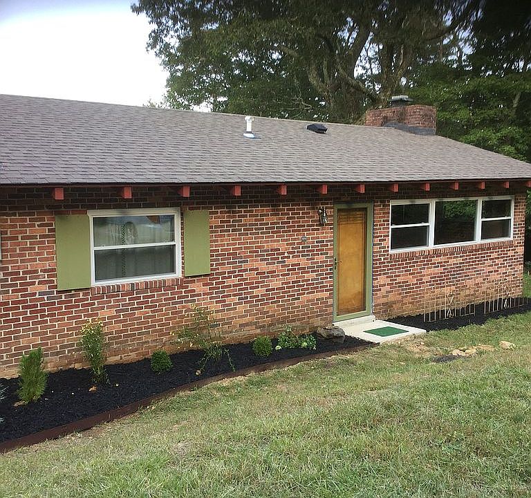 1st image of 104 Elm Dr