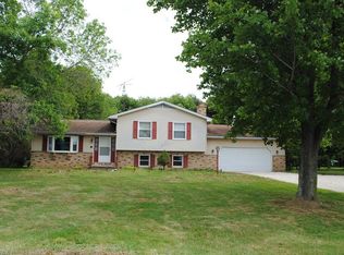 5353 Gardner Barclay Rd, Farmdale, OH 44417