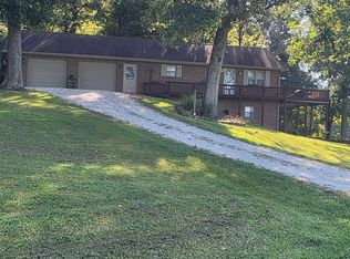 2466 Us Highway 231, Loogootee, IN 47553