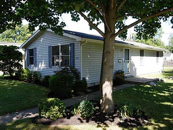 3rd image of 1618 Logan St