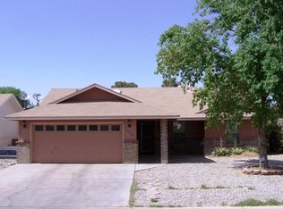 1424 Lindberg Ave, Alamogordo, NM 88310