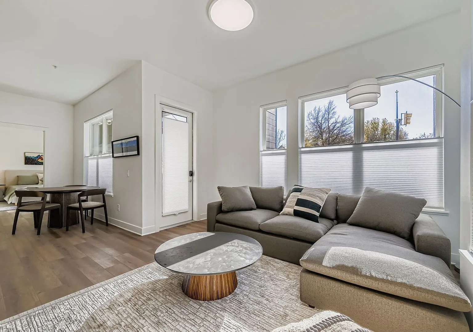 Turnkey 2 BDR Condo in the Heart of Boulder — Photo 2