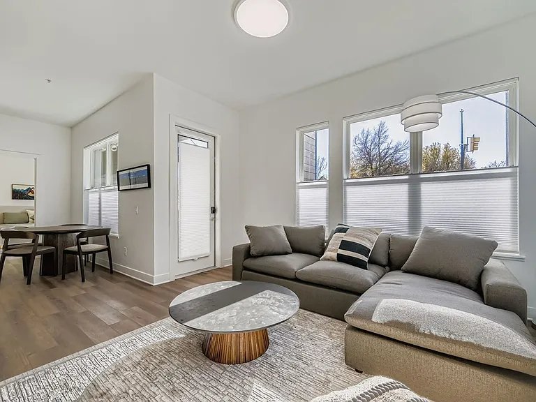 1707 Walnut St #104 — Photo 2