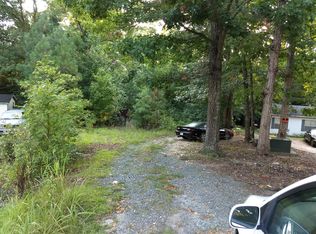 537 Lake Pointe Dr, Fuquay Varina, NC 27526