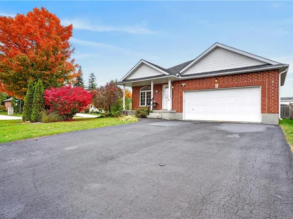 10 Pattison Pl, Centre Wellington, ON N1M 3V1