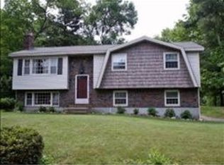 14 Madison Ave, Hooksett, NH 03106