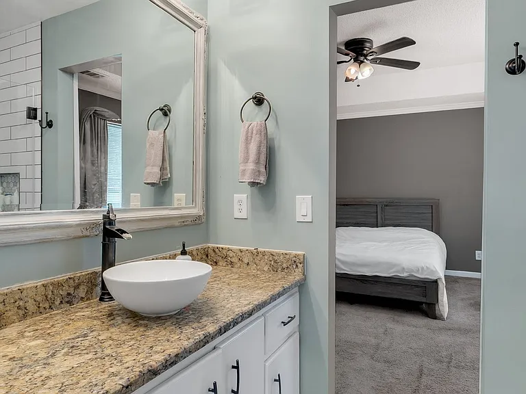 307 Coffee Bluff Villa Rd — Photo 40