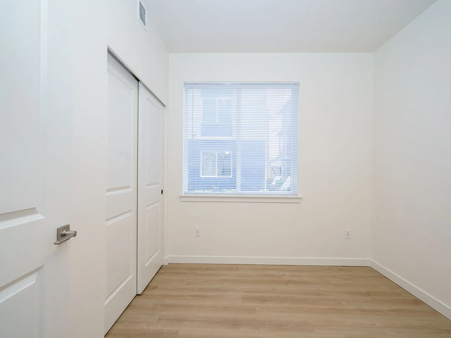 Modern Luxury + Amenities | 1BD/1BA — Photo 4