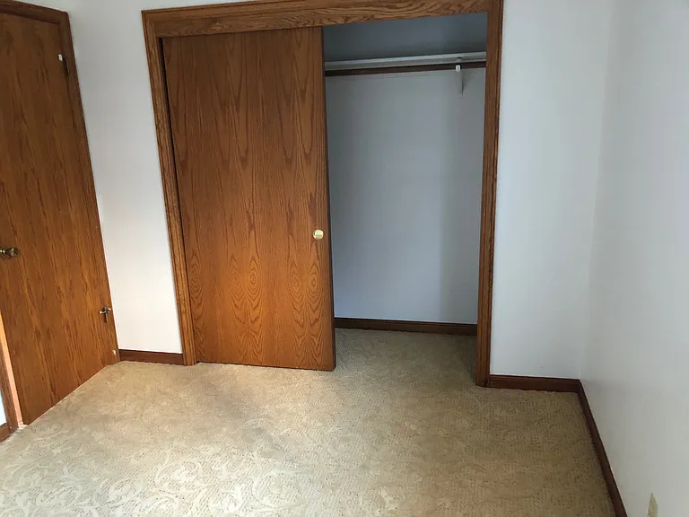 17373 Robey Dr — Photo 9