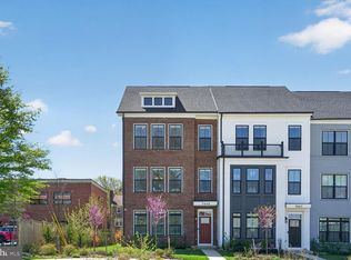 7449 Rocky Creek Ter, Annandale, VA