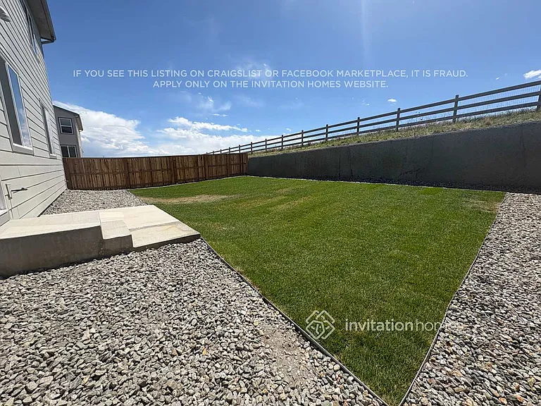 462 Elbert St — Photo 21