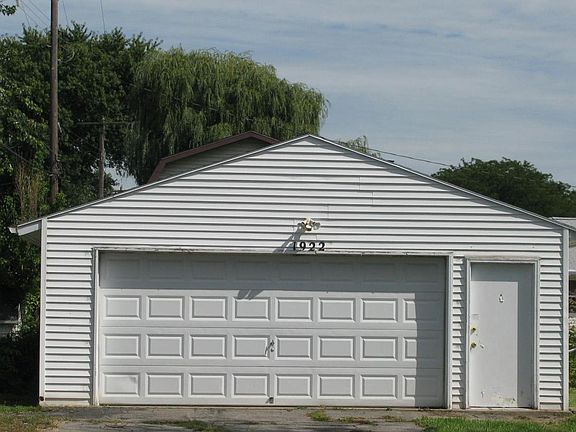 Oversize two car garage