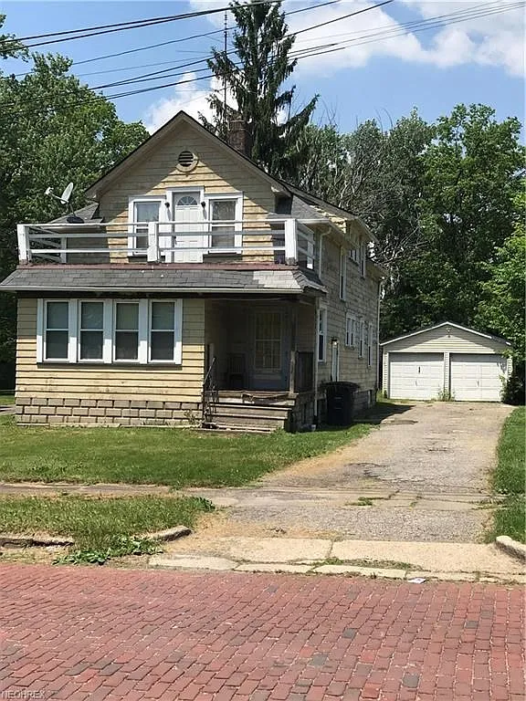 1249 Grant St SE photo 1