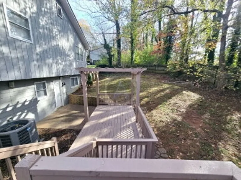 2312 Kilkenny Way NE — Photo 29