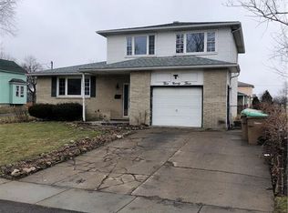 593 Beach Rd, Cheektowaga, NY 14225