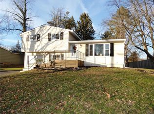 203 Blackberry Rd, Liverpool, NY 13090