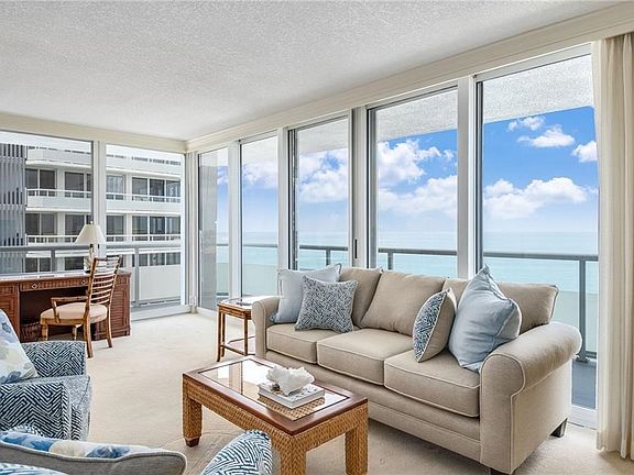 5th image of 3554 Ocean Dr