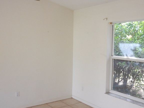 4th image of 1766 24th St SW