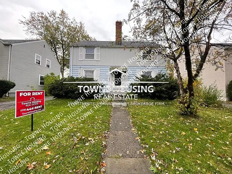 160 Woodward Ave #RIGHT — Photo 1
