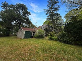 18 Nickerson Rd, Cotuit, MA 02635