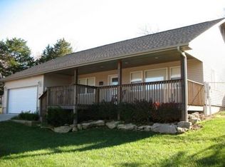207 Santana Cir, Reeds Spring, MO 65737