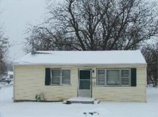 103 S Orange St, Cameron, MO 64429