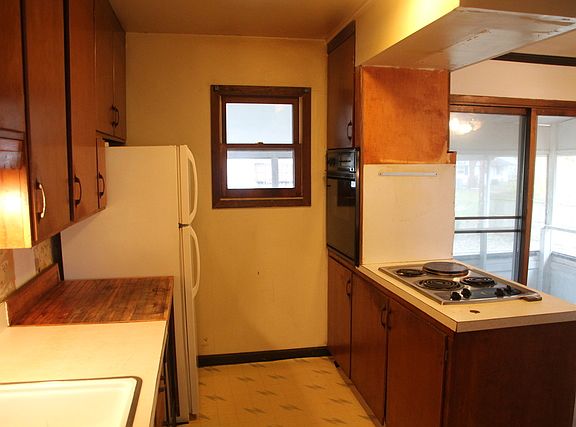 4th image of 1605 S Curtiss Dr