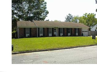 5489 Stonehaven Dr, Virginia Beach, VA 23464